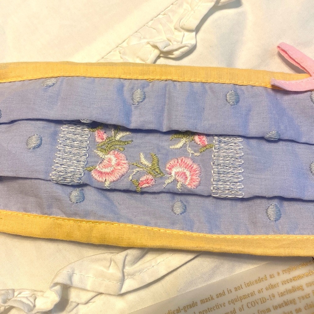 LoveShackFancy Mask - Picture 2 of 5